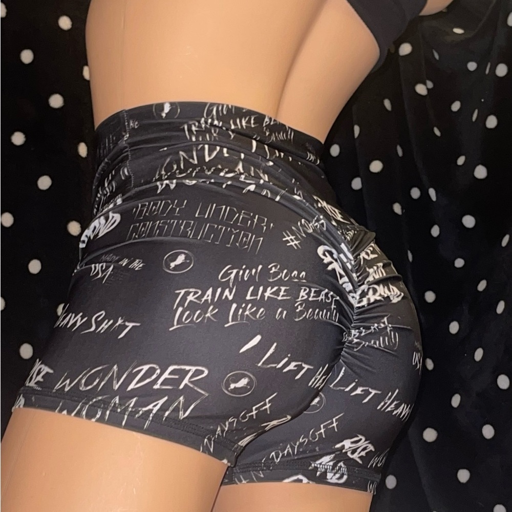 💪ABS2B Badass Lift Shorts💪.    S.